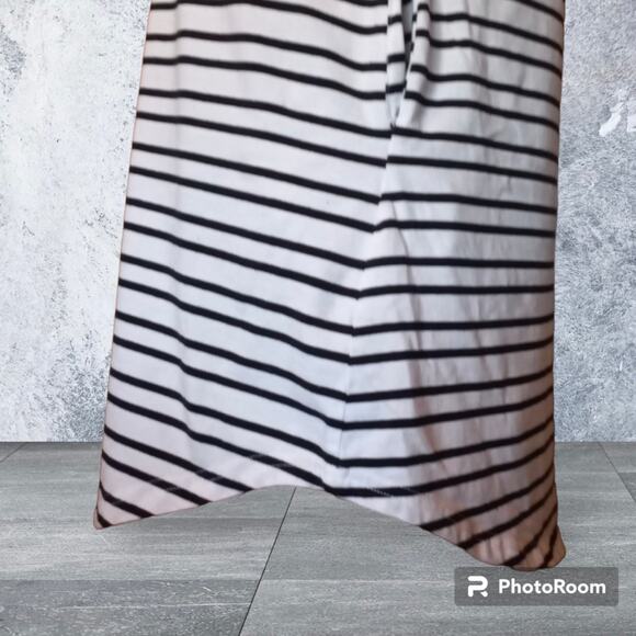 SheIn Cap Sleeves Striped Dress Shirt V Neck Size Small - Picture 4 of 11